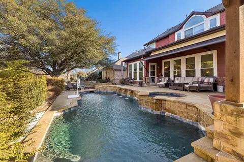 1924 Victoria Cir, Mckinney, TX 75072