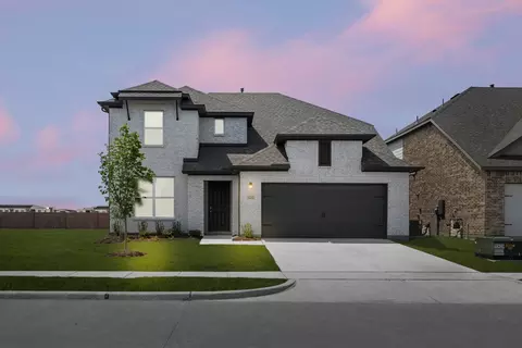 1212 Redcoat Dr, Forney, TX 75126