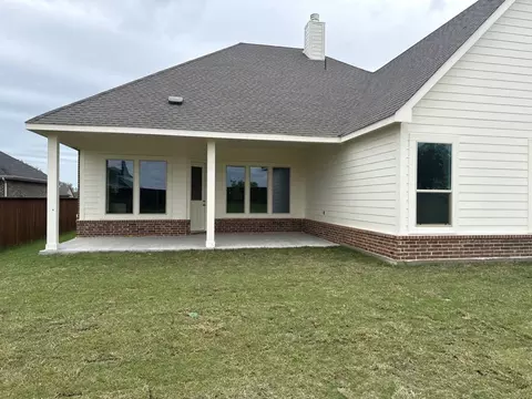 1129 Trinity Dr, Springtown, TX 76082 photo 9