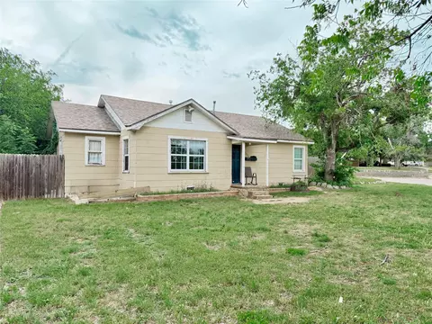 1901 Cedarcrest Dr, Abilene, TX 79601
