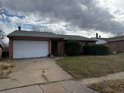 7405 Lea Pl, Fort Worth, TX 76140