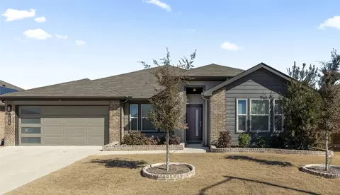 1628 Forest Park Dr, Alvarado, TX 76009