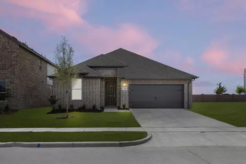 1208 Redcoat Dr, Forney, TX 75126