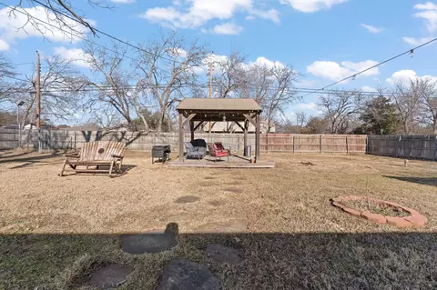 700 Euclid St, Cleburne, TX 76033 photo 26