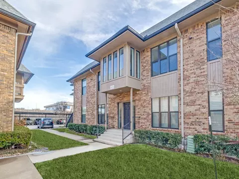 10714 Park Village Pl #D, Dallas, TX 75230