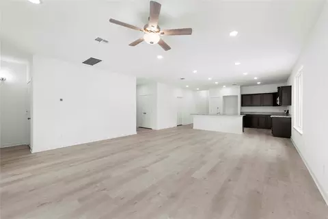 Living - 115 Adaline Bnd, Mcgregor, TX 76657 photo 3 of 5