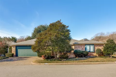 4309 Hartwood Cir, Fort Worth, TX 76109
