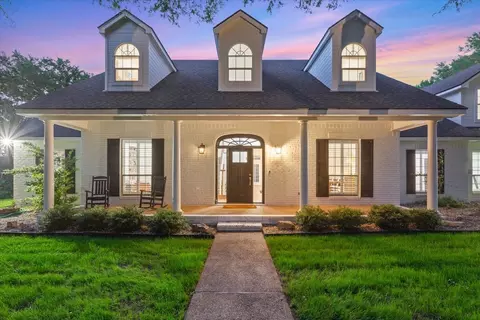 1061 Hidden Valley Ct, Mcgregor, TX 76657
