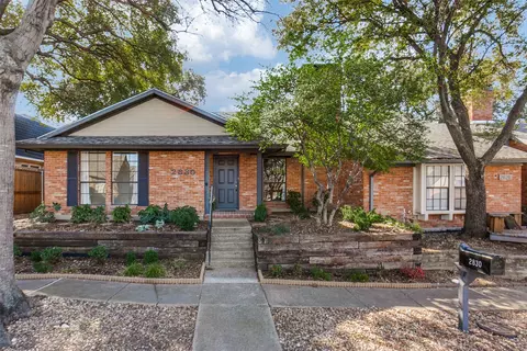 2830 Prescott Dr, Carrollton, TX 75006