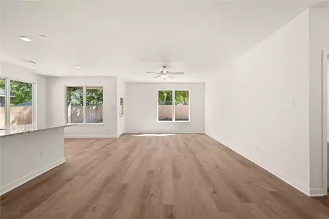 Living - 113 Adaline Bnd, Mcgregor, TX 76657 photo 2 of 4