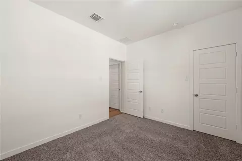 Bedroom - 113 Adaline Bnd, Mcgregor, TX 76657 photo 4 of 8