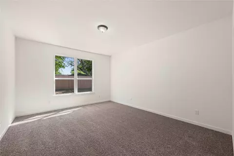 Bedroom - 113 Adaline Bnd, Mcgregor, TX 76657 photo 7 of 8