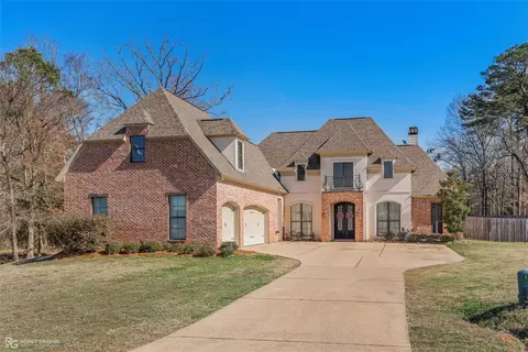 567 Ramsey Dr, Stonewall, LA 71078