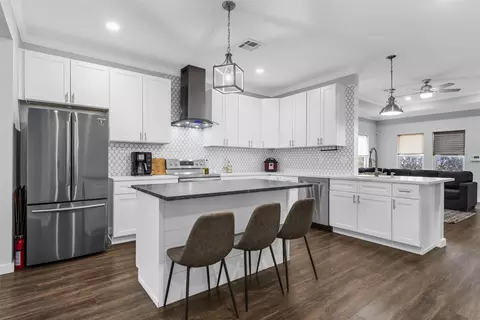 Kitchen - 502 David Davis Dr, Mcgregor, TX 76657 photo 1 of 3