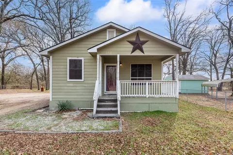 222 Meadow Lake Dr, Gun Barrel City, TX 75156