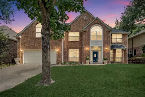 1803 Haydenbend Cir, Grapevine, TX 76051