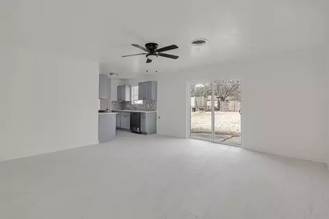 Living - 1108 Davis St, Cleburne, TX 76033 photo 2 of 7