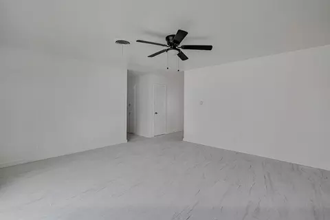 Living - 1108 Davis St, Cleburne, TX 76033 photo 4 of 7