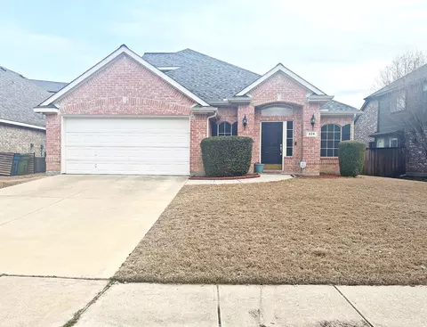 529 Continental Dr, Lewisville, TX 75067