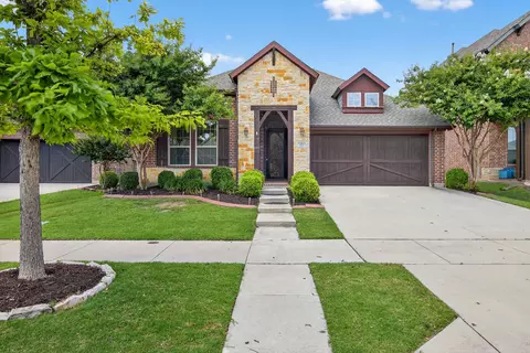 421 Fenceline Dr, Argyle, TX 76226