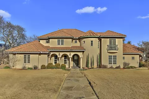 7000 Oakmont Ter, Fort Worth, TX 76132