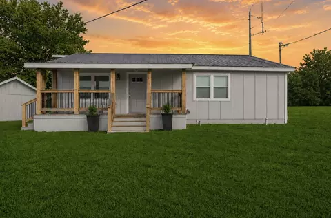 108 Reservoir St, Sulphur Springs, TX 75482