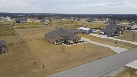 161 Chester Rd, Springtown, TX 76082 photo 34