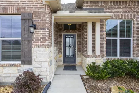 161 Chester Rd, Springtown, TX 76082 photo 2