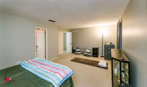 Bedroom - 1404 N Acres Cir, Springhill, LA 71075 photo 2 of 5