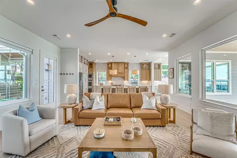 Living - 13610 Park Harbor Dr, Eustace, TX 75124 photo 4 of 5
