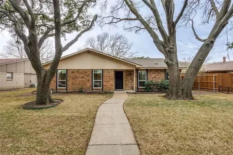 3925 Branch Hollow Dr, Plano, TX 75023