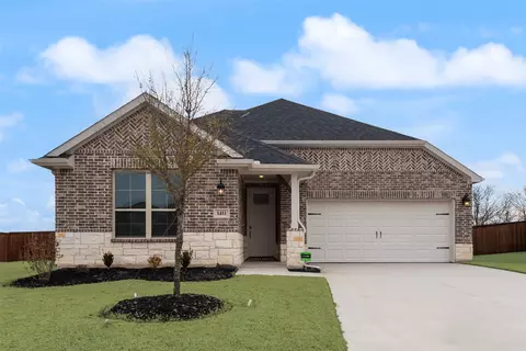 1411 Lowe Pond St, Forney, TX 75126