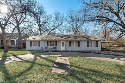 110 Hackberry St, Lancaster, TX 75146 photo 3
