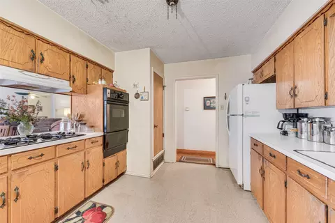 110 Hackberry St, Lancaster, TX 75146 photo 17