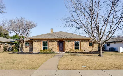 19 Park Pl, Richardson, TX 75081