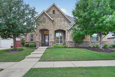 6505 Stone Creek Dr, North Richland Hills, TX 76182