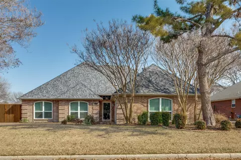 6921 Brookvale Rd, Fort Worth, TX 76132