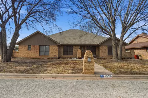2549 Woodlake Dr, Abilene, TX 79606