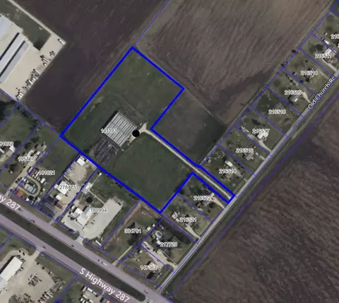 283 Old Church Rd, Waxahachie, TX 75165