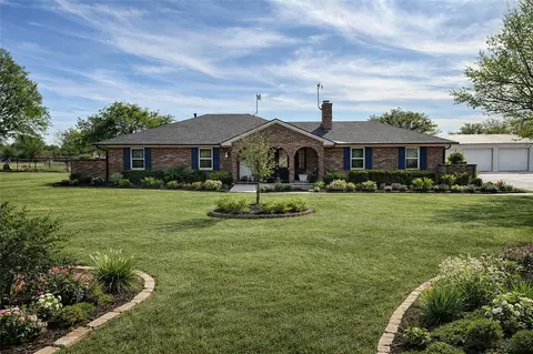 903 Houston St, Anna, TX 75409