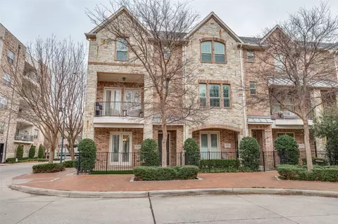 5038 Meridian Ln, Addison, TX 75001