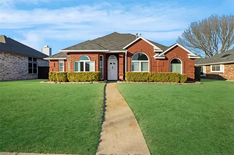 805 Bray St, Cedar Hill, TX 75104