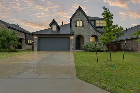 1013 Stockton Dr, Godley, TX 76044