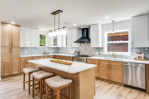 237 Easton Rd, Dallas, TX 75218