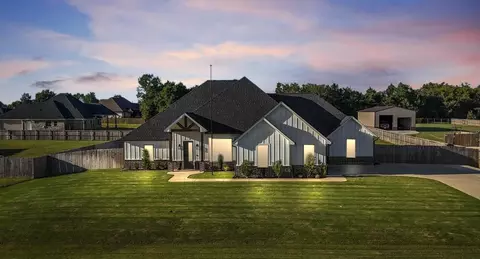 21849 Country Mdws, Bullard, TX 75757