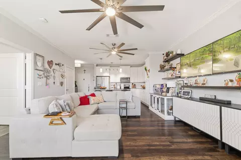 2500 King Arthur Blvd #306, The Colony, TX 75056