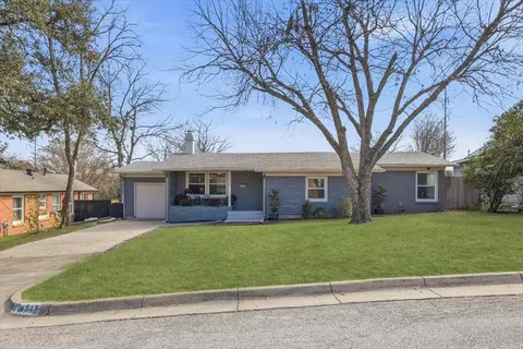 4517 Selkirk Dr, Fort Worth, TX 76109