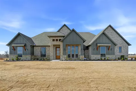 6921 Eagle Creek Dr, Godley, TX 76044
