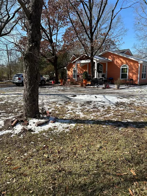 2839 Harts Bluff Rd, Mount Pleasant, TX 75455