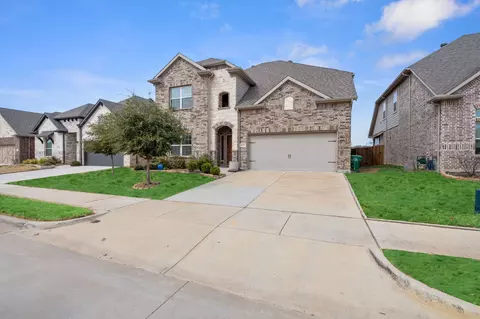 Exterior - 9112 Conroe Dr, Argyle, TX 76226 photo 2 of 5